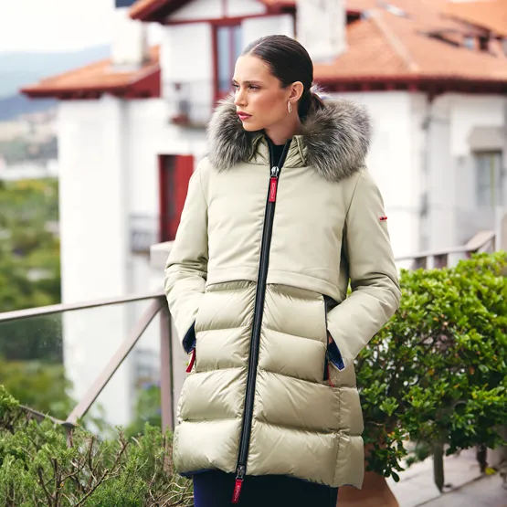 Plumíferos y parkas de mujer para este invierno